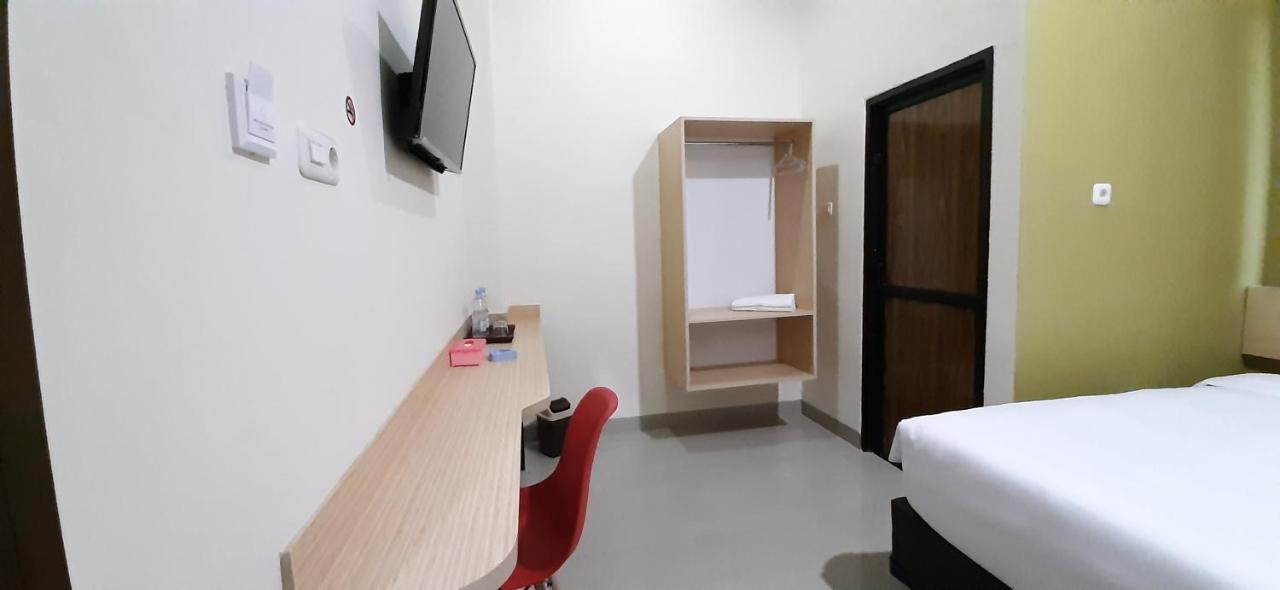 פאלמבאנג Hotel Sriwijaya 99 מראה חיצוני תמונה